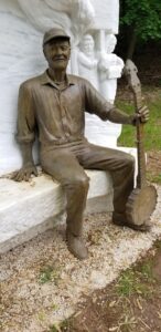 Pete statue at the Puffin Foundation